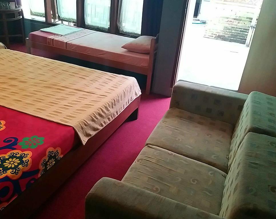 Homestay Triniti เล็มบัง ภายนอก รูปภาพ