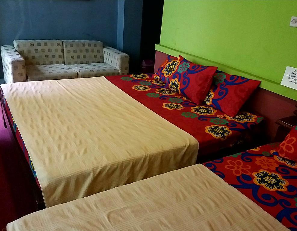 Homestay Triniti เล็มบัง ภายนอก รูปภาพ